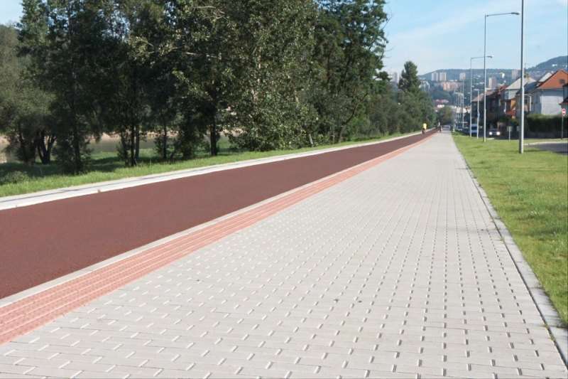 CS BETON Zámková dlažba CIHLA 8 cm šedá AKCE ŘÍJEN